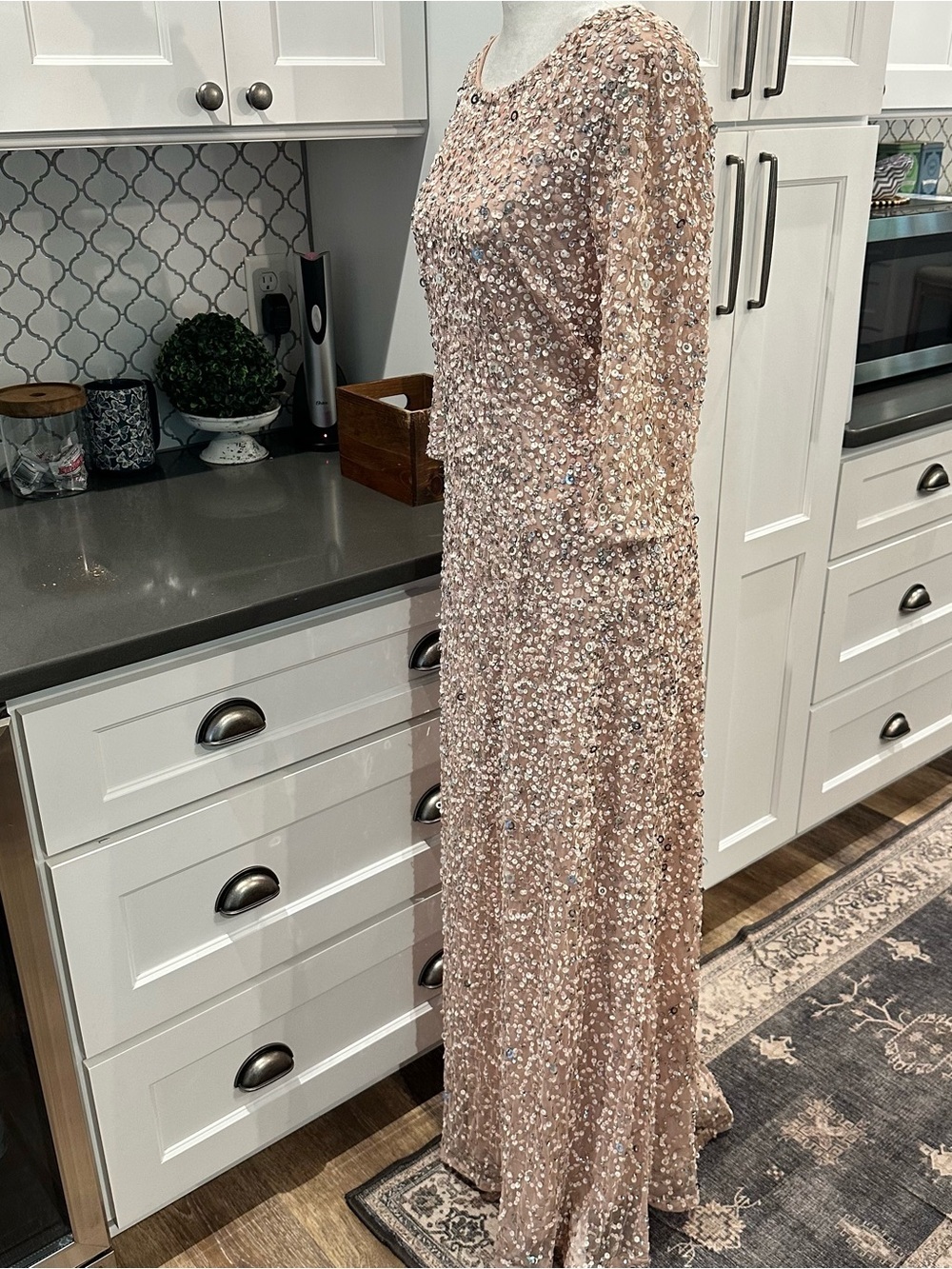 Adrianna Papell Scoop Back Sequin Gown Champagne Silver 12 Formal Dress Wedding - Picture 5 of 15
